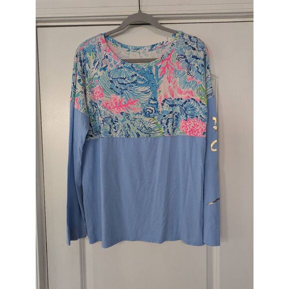 Lilly Pulitzer Tops - Lilly Pulitzer Finn Top T-shirt women's medium blue floral oasis logo coastal